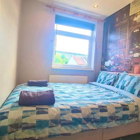 Cosy Room In East Ham London Eksteriør bilde